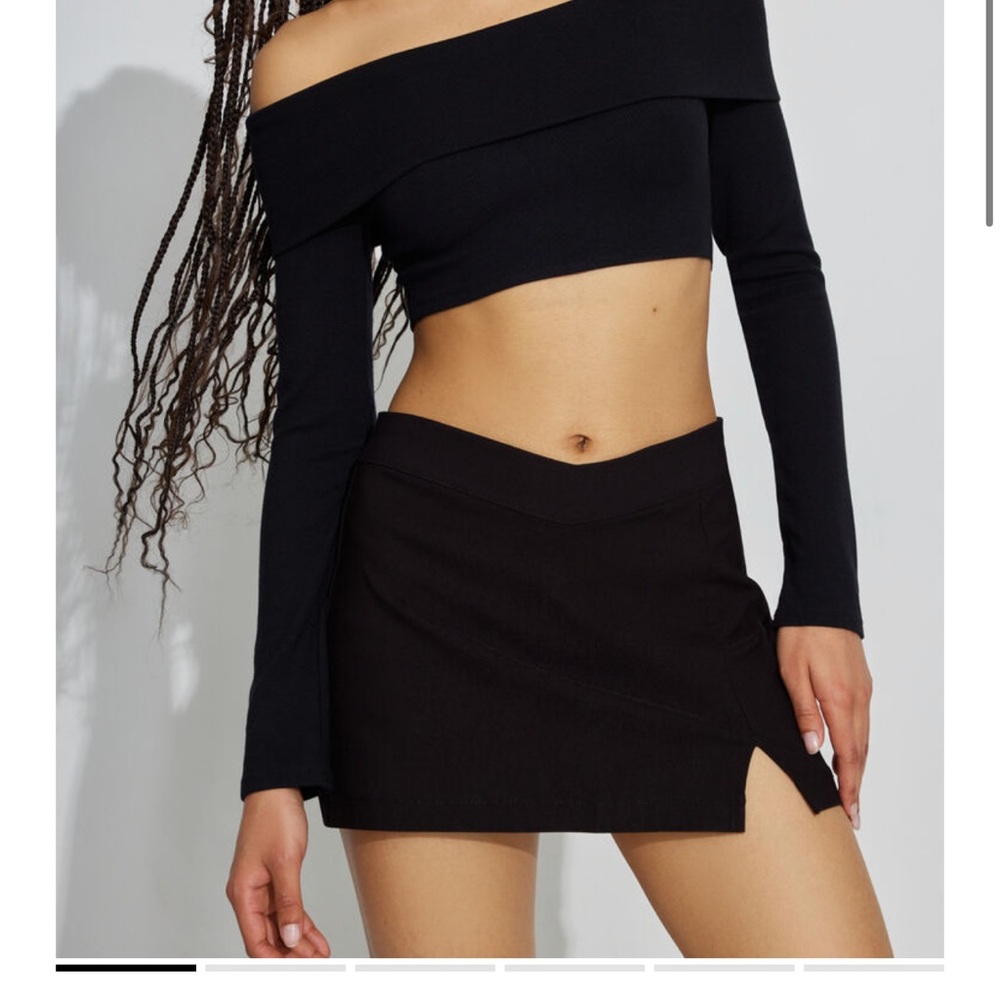 Garage That’s Hot Mini V Waist Skort